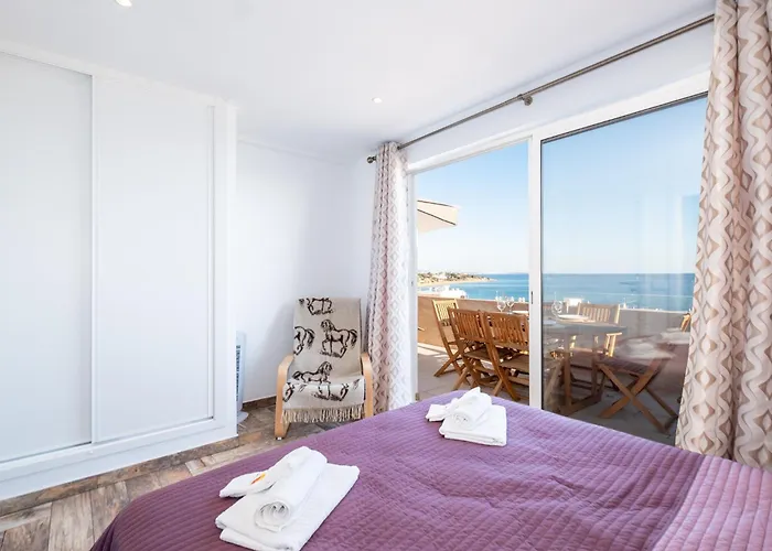 #017 2Br Rossio Apartment Central *