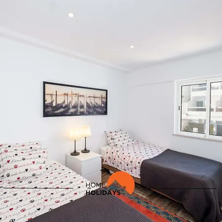 Apartament #017 T2 Rossio By Holidays